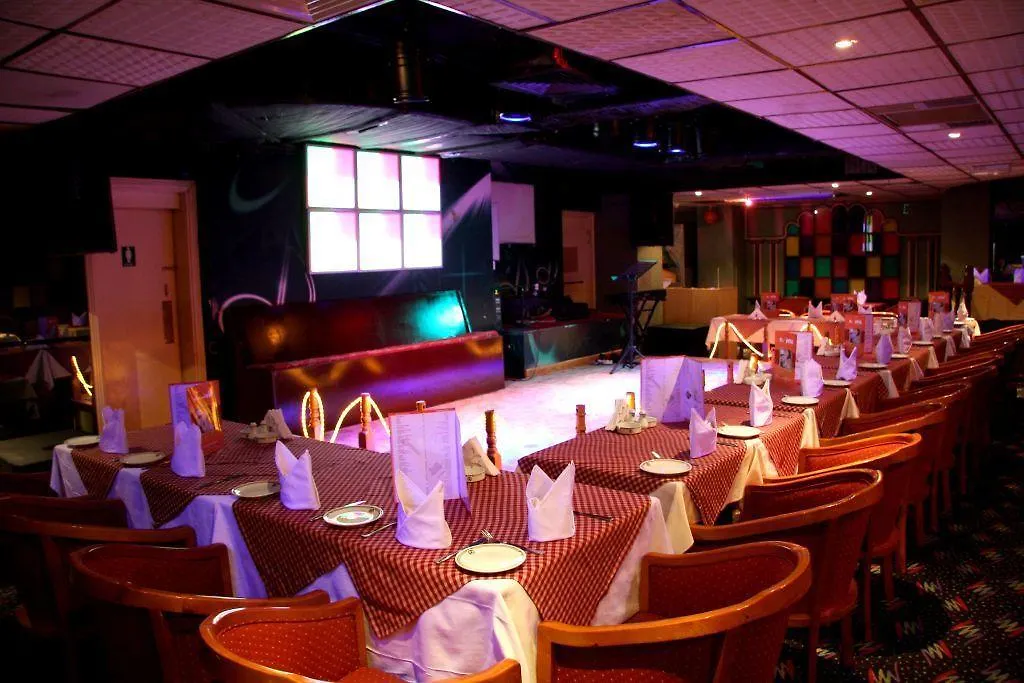 Ramee Guestline Hotel Dubai 2*,